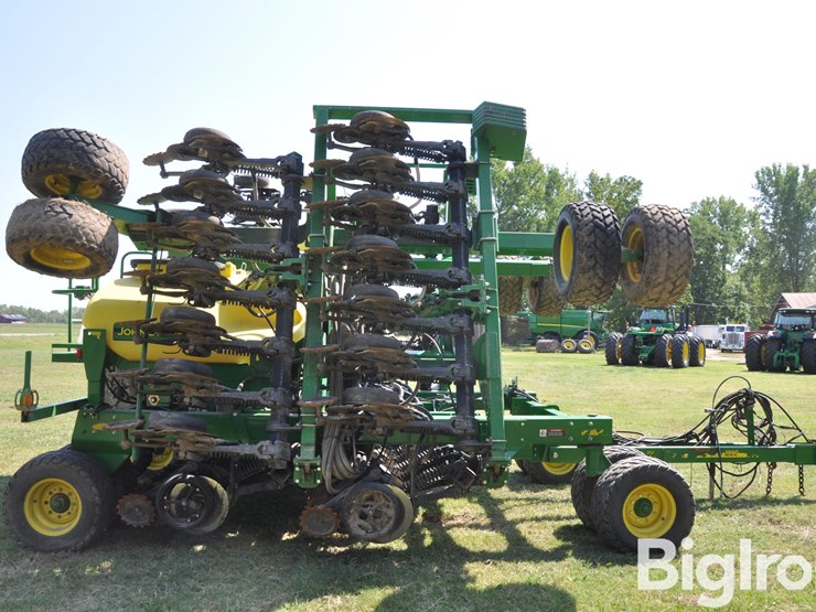 john-deere-1990-image-4