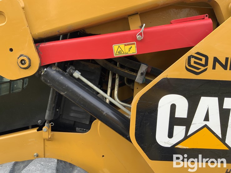2015-caterpillar-289d-image-18