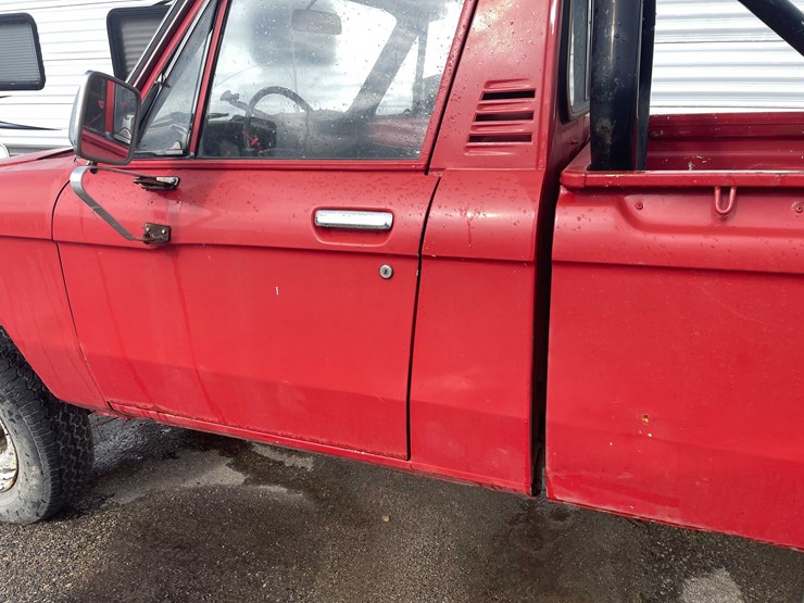 #1374-•-1976-chevrolet-luv-4x4-(has-wi-title)-(of)-image-33