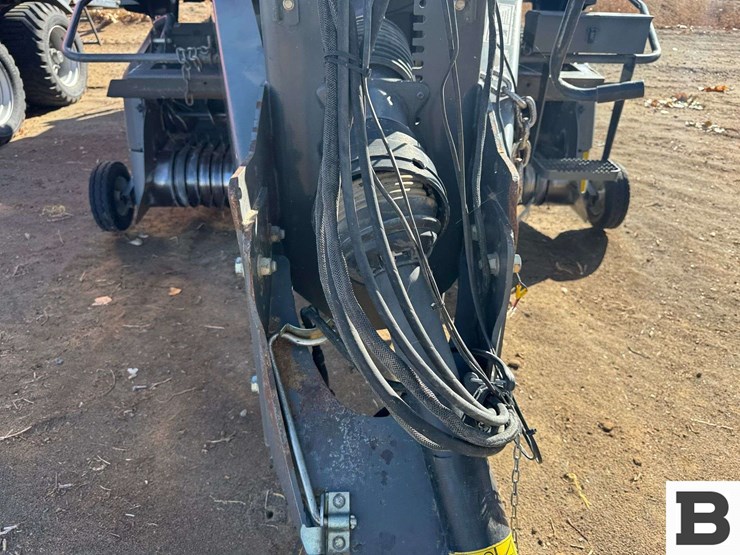 2012-massey-ferguson-2190-image-9