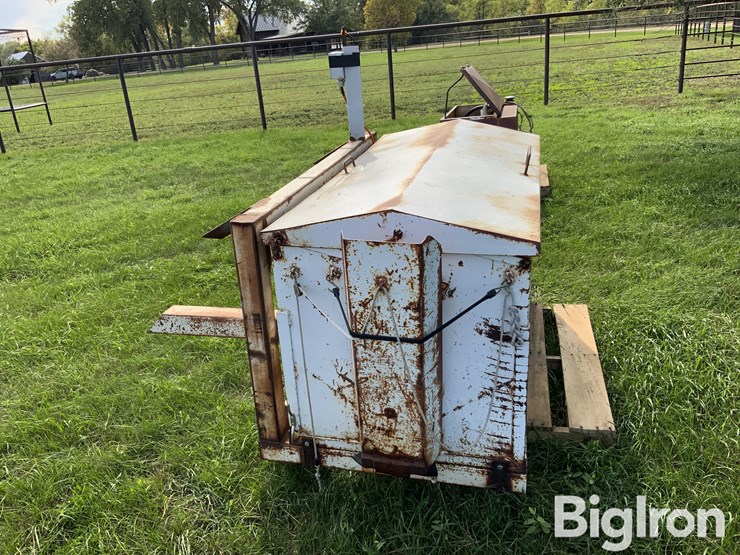 flatbed-mounted-cake-feeder-image-8