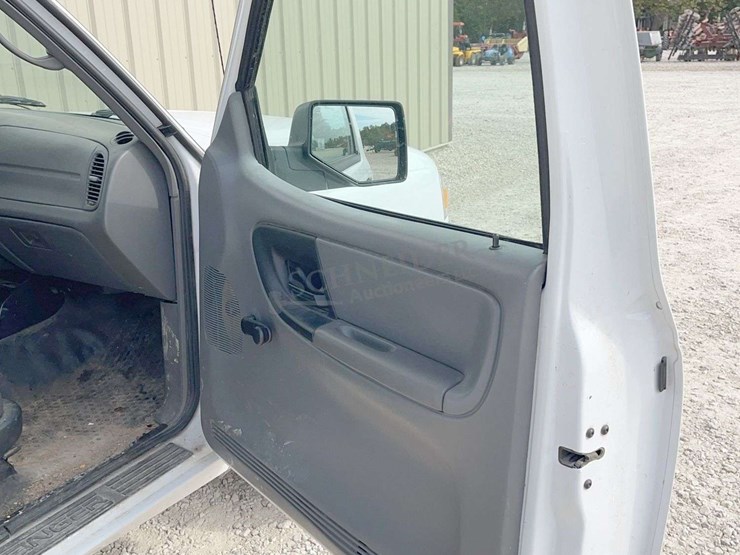 2011-ford-ranger-image-23