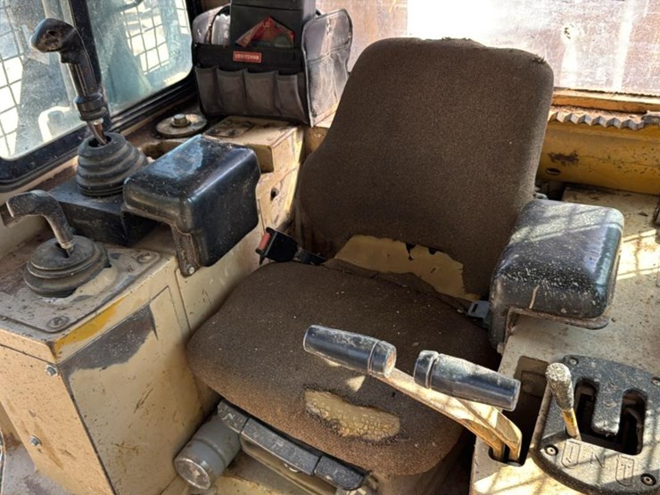 2006-caterpillar-517-image-6