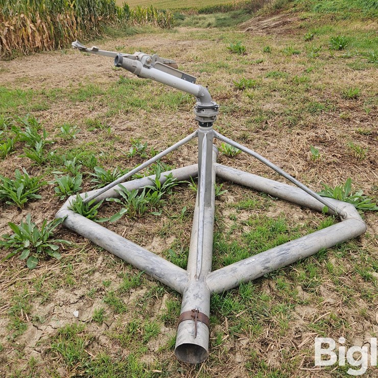 Big Gun Irrigation Sprinkler On Aluminum Stand