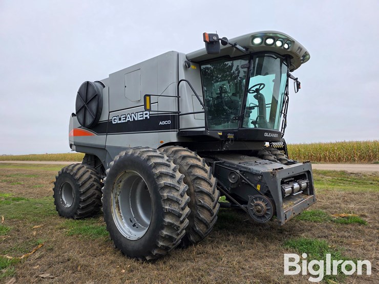 2008-gleaner-a86-image-3