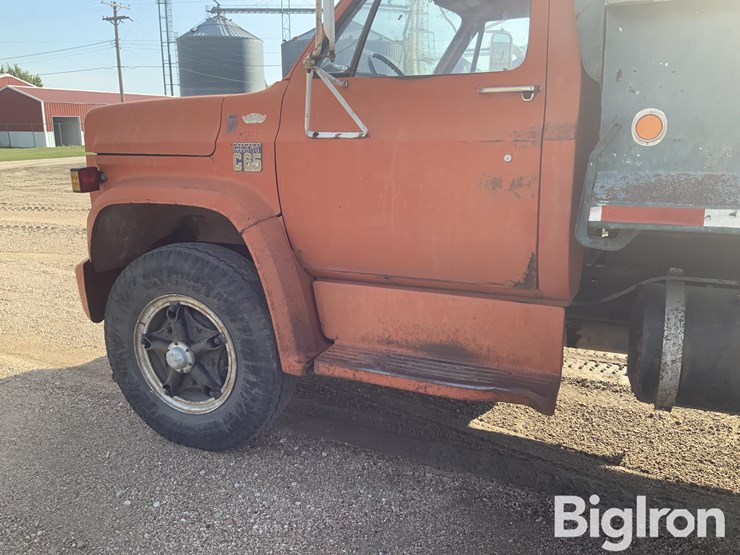 1973-chevrolet-c65-image-12