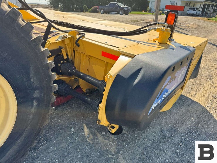 2013-new-holland-h8080-image-41