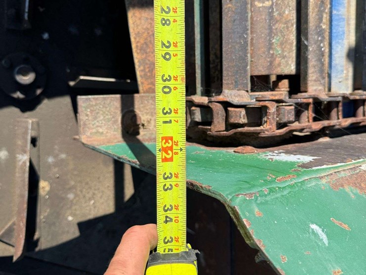 g&r-ag-products-compost-spreader-image-26