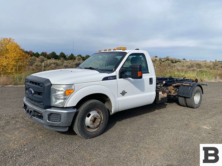 2015-ford-f350-image-1