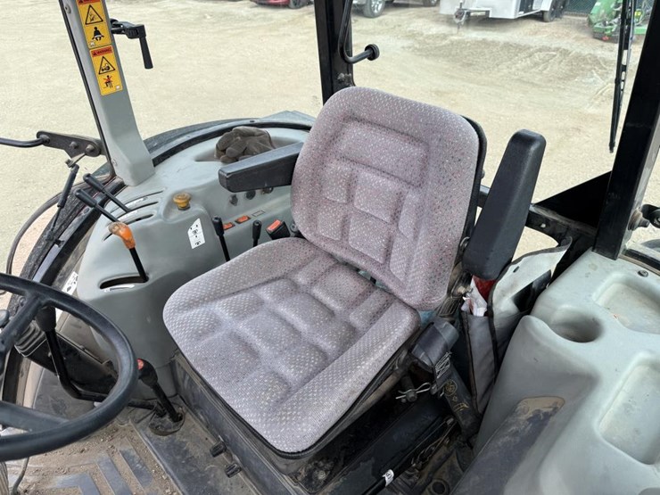 2009-massey-ferguson-3625-image-58