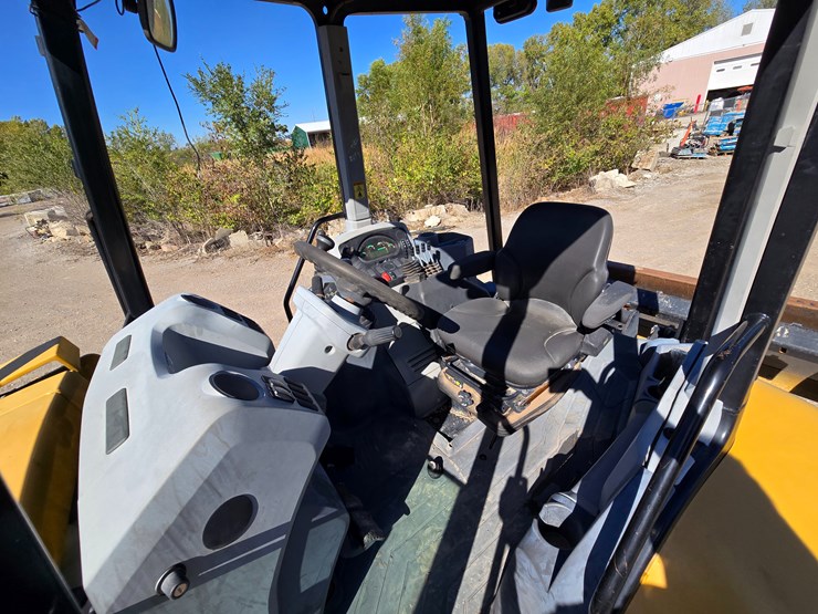 caterpillar-415f2-il-image-61