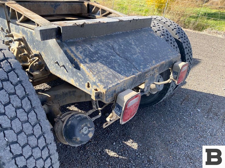 1995-mack-ch613-image-24