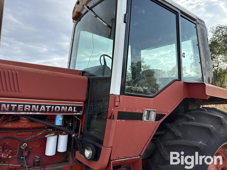 1976-international-1086-image-13