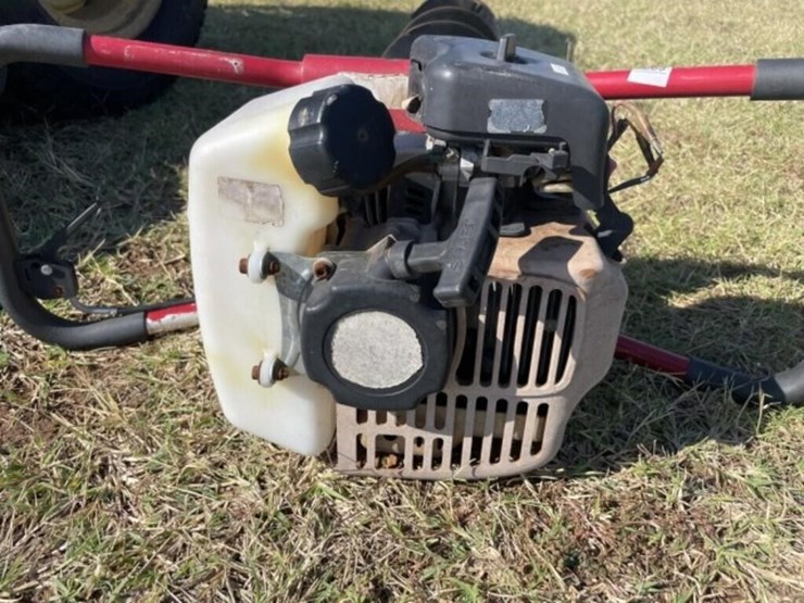 post-hole-digger-gas-powered-image-2