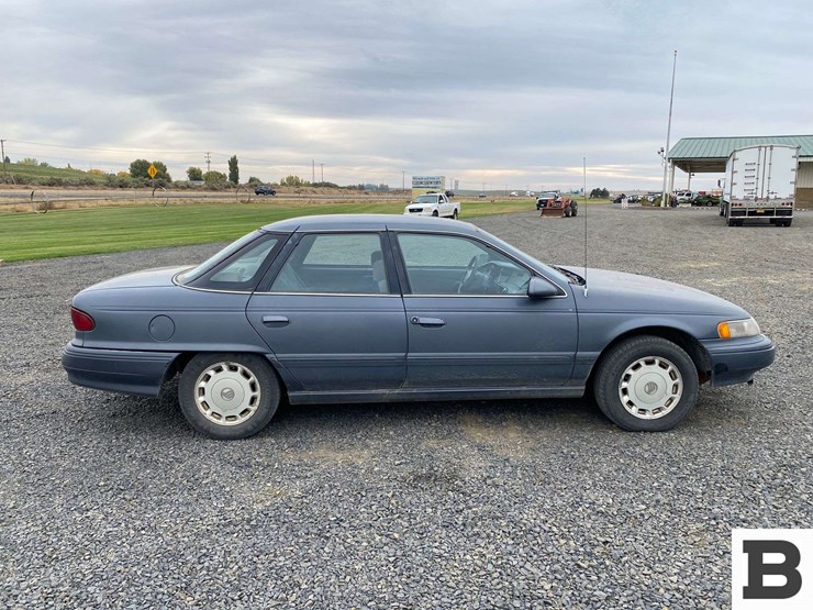 1994-mercury-sable-sedan-image-6