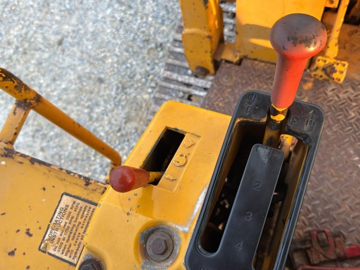 1990-deere-455g-image-41