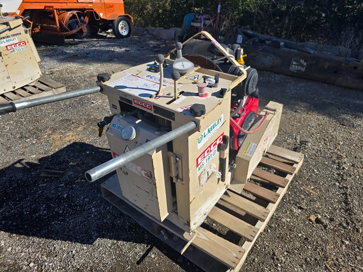 #22359-•-concrete-saw-image-7