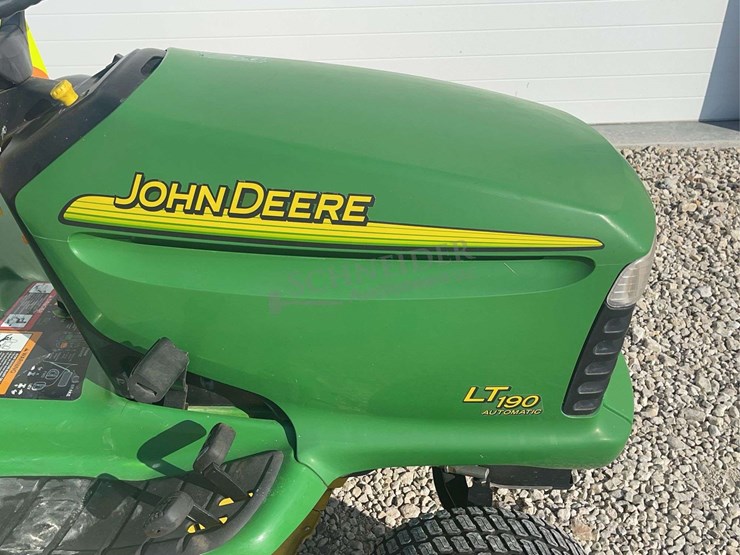 john-deere-lt190-image-11