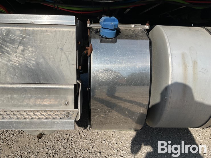 2015-international-prostar-image-18