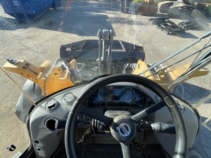 2020-volvo-l70h-image-21