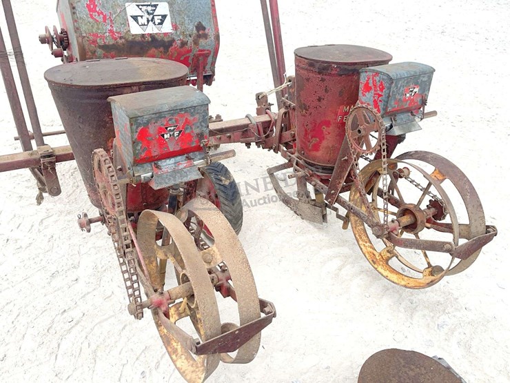 massey-ferguson-3-image-13