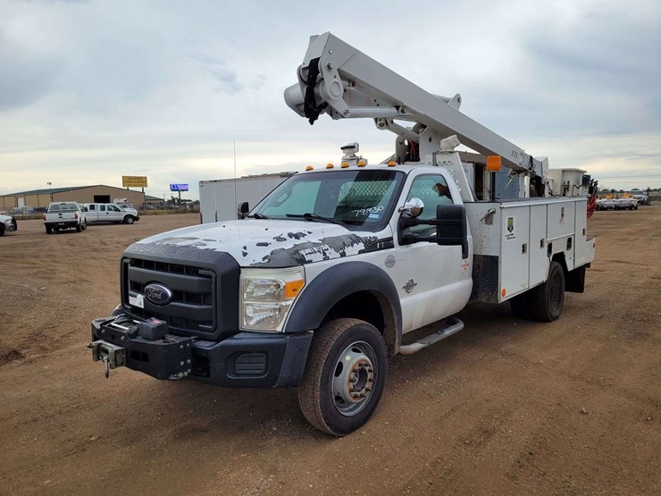 2012-ford-f550-image-1