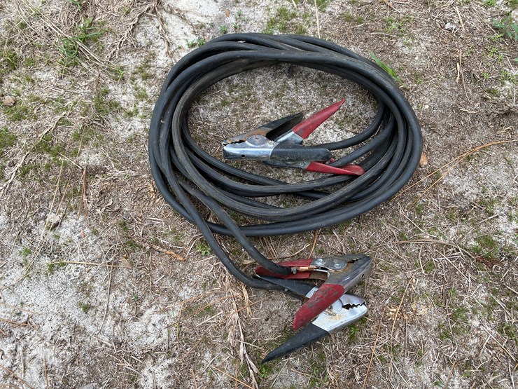 #85-•-#161-•-heavy-duty-jumper-cables-image-1