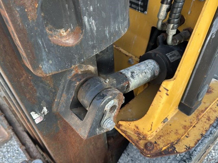 caterpillar-2c6000-image-14