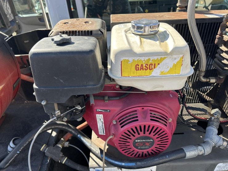 2017-peterbilt-337-image-54