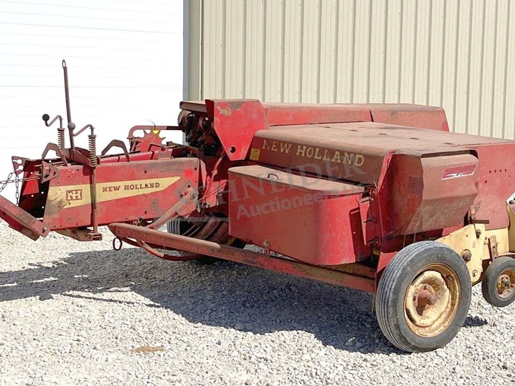 new-holland-275-image-5