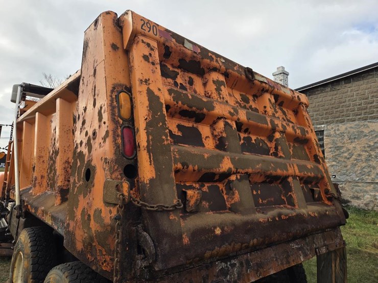 1989-mack-rd690s-image-31