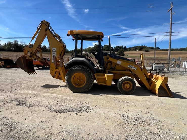 deere-310g-image-6
