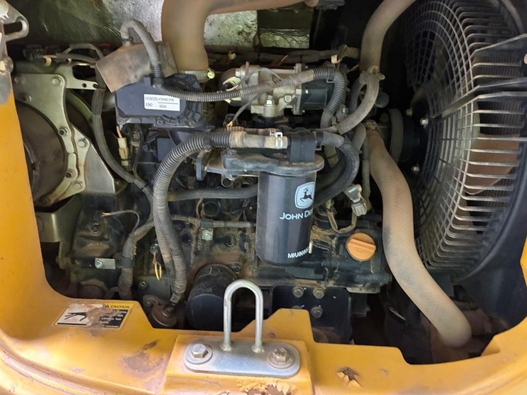 2016-deere-50g-image-14