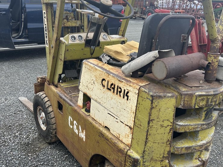 clark-c20r-413-image-4