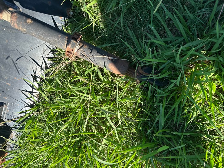 #32236-•-nammoc-levee-squeeze-w/marliss-levee-seeder-image-6