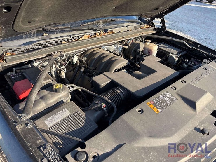 2018-chevrolet-tahoe-image-8