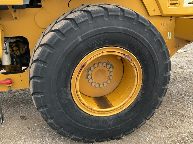 2013-caterpillar-924k-image-47