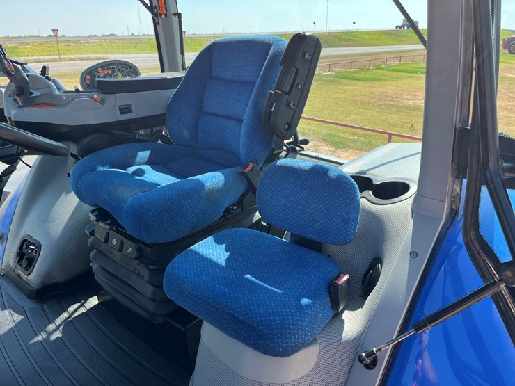 2018-new-holland-t8.380-image-17