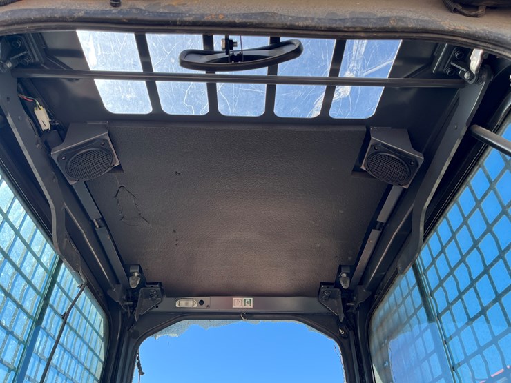 kubota-svl75-2-image-11