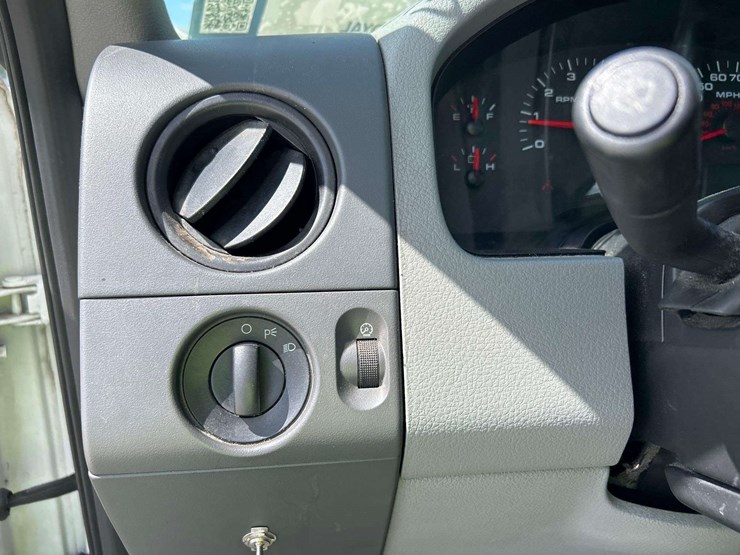 2005-ford-f150-image-15