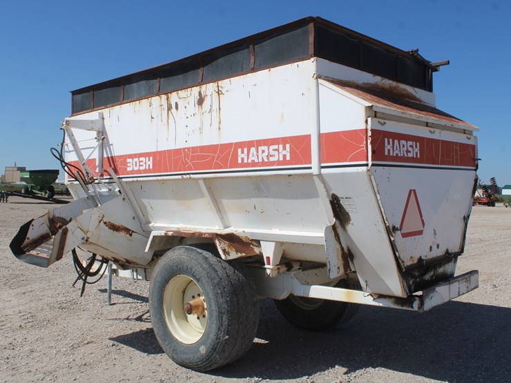 #2044-•-#2044---harsh-303h-feed-mixer-wagon-image-15