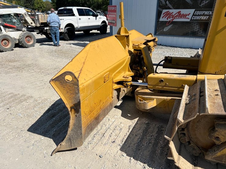 caterpillar-d5n-lgp-image-10