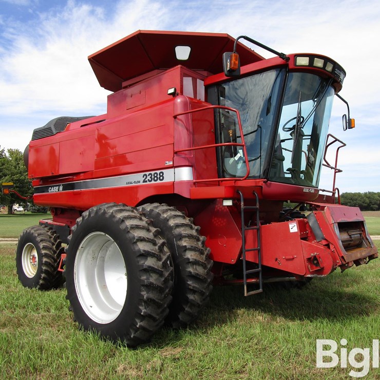 2001 CASE IH 2388
