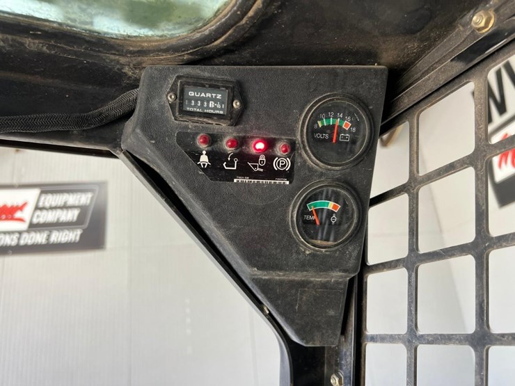 2016-bobcat-s70-image-19