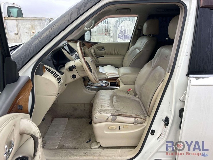 2012-infiniti-qx56-image-12