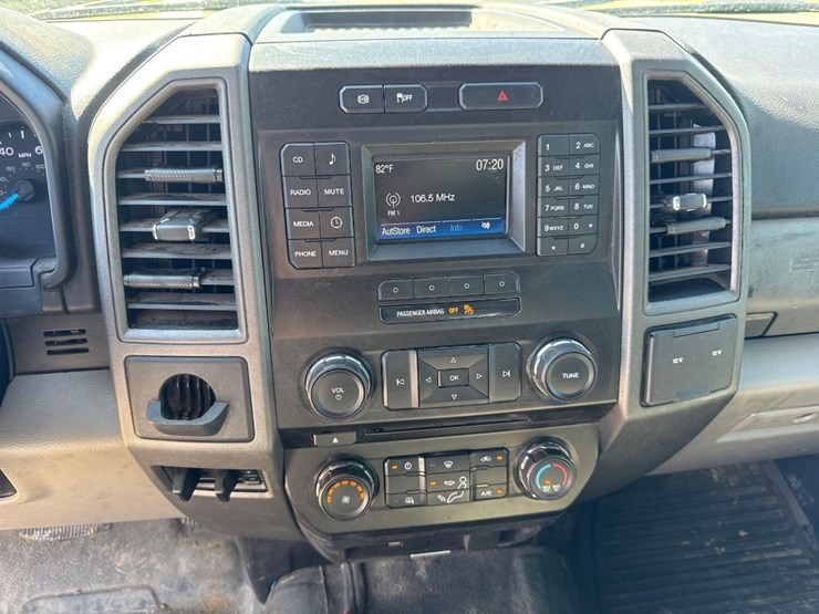 2017-ford-f550-xl-image-37