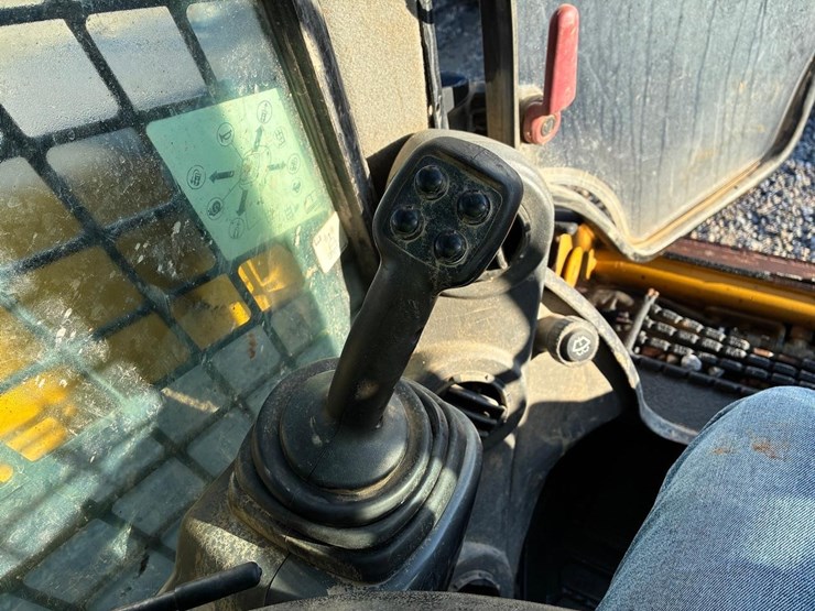 caterpillar-259d-image-21