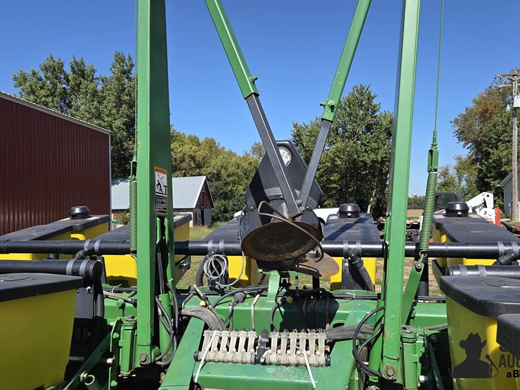 1995-john-deere-7200-image-10