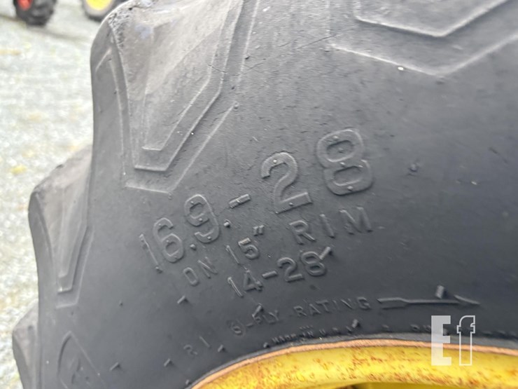 1979-john-deere-2440-image-8