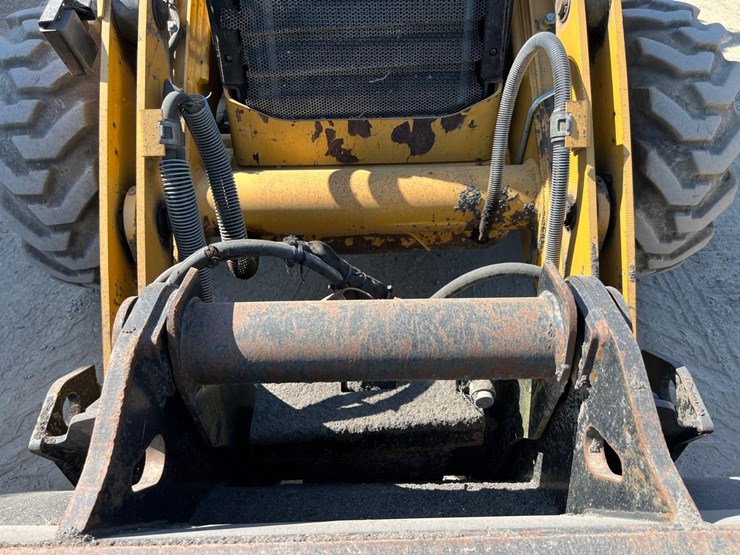 caterpillar-430e-image-10